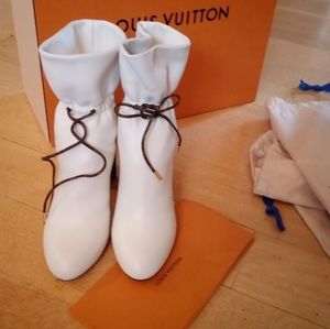 Louis Vuitton, sz7, 1800$